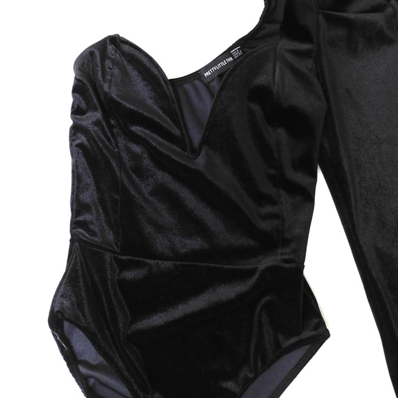 Black Half Long- Sleeve Bodysuit ( Small) - Picture 3 of 6
